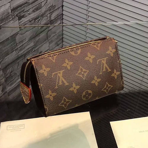 루이비통 포쉐토일레트 M47546