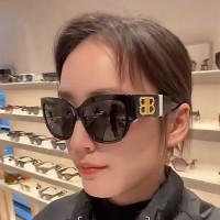 발렌시아가 신상 선글라스 SGL27563