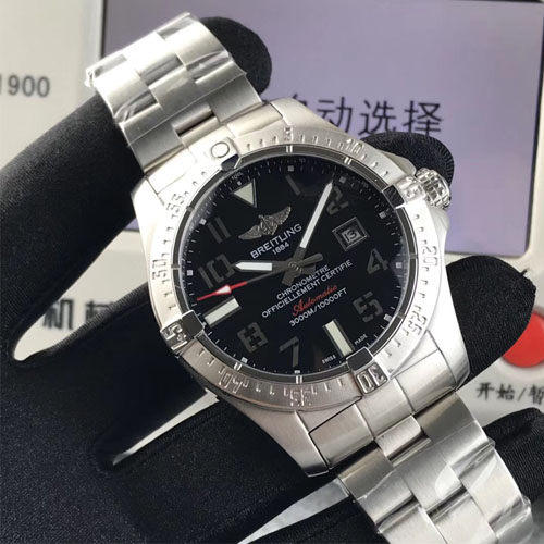 브라이틀링 신상 시계 BT44318