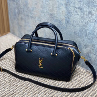 생로랑 퀼팅 라이아 토트백 766785