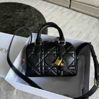 디올 Groove 20 백 M1364