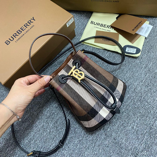 버버리 미니 TB 버킷 백 80704891-1
