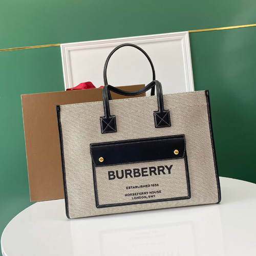 버버리 미디엄 프레야 토트 80696601 블랙