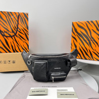 발렌시아가 신상 힙색 92242 블랙