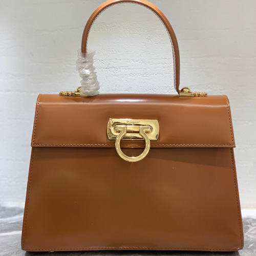 페레가모 켈리 탑핸들백 212181 카멜