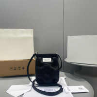 마르지엘라 글램슬램 미니백 MM3395 블랙