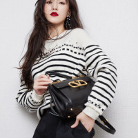 발렌티노 미듐 알코브 탑 핸들 백 WW23206 블랙