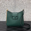 발렌티노 VRING 그레인 숄더백 V41123 그린
