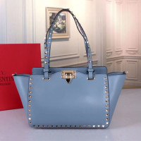 발렌티노 스몰 사이즈 락스터드 백 ZW2B0037 블루 민자 금장