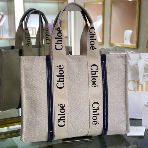 끌로에 우디백 45331 라지 네이비