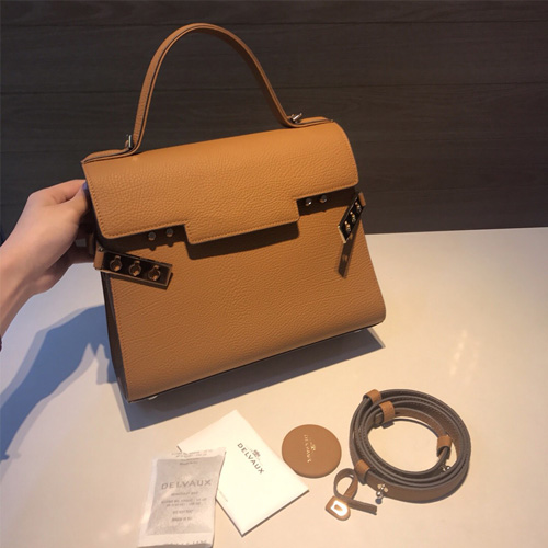 델보 톰페트백 MM AA282111 브라운