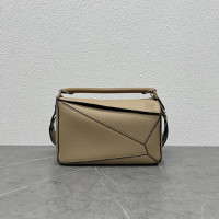 로에베 퍼즐백 미듐 11023-6