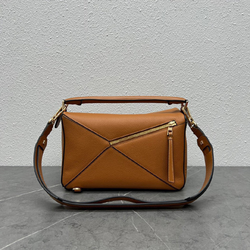 로에베 퍼즐백 미듐 11023-5