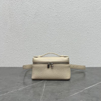 로로피아나 엑스트라 L16 벨트백 LP1903-1