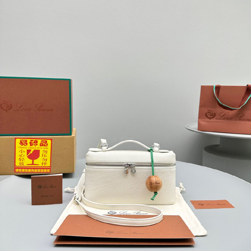 로로피아나 엑스트라 L19 포켓 숄더벡 LP1900-9