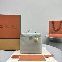 로로피아나 엑스트라 포켓 백팩 LP1904-4