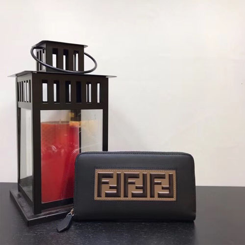 펜디 신상 지퍼 장지갑 8M02994