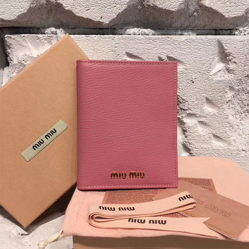 미우미우 신상 여권지갑 5MD001 핑크