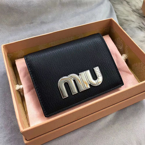미우미우 신상 반지갑 5MD204 블랙