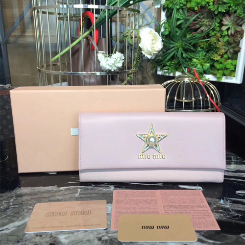 미우미우 신상 스타 주얼리 장지갑 5MH369 연핑크