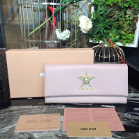 미우미우 신상 스타 주얼리 장지갑 5MH369 연핑크