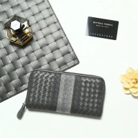 보테가 신상 지퍼 장지갑 V85318 그레이