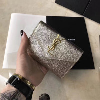 입생로랑 17S/S 엔벨로프 지갑 447954 골드