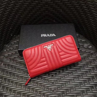 프라다 18S/S 마틀라세 신상 지퍼 장지갑 1ML506 레드
