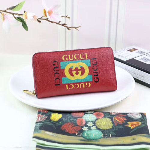 구찌 로고 지퍼 달린 가죽 지갑 496317 레드