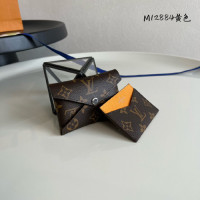 루이비통 키리가미 카드 홀더 M12884-1
