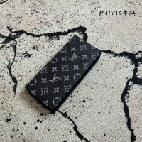 루이비통 지피 월릿  M11710