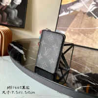 루이비통 LV 지피 베르티컬 지갑 M81662