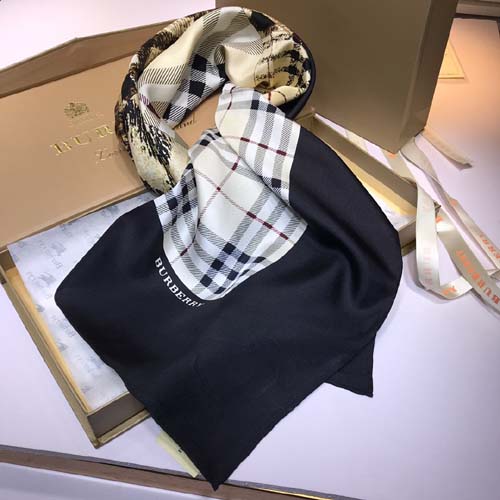 버버리 신상 스카프 BB3653
