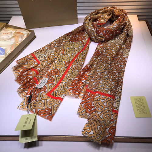 버버리 신상 스카프 BB3648