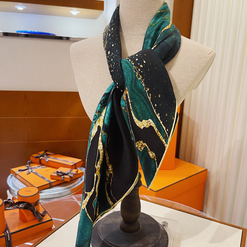 에르메스 신상 스카프 H1079