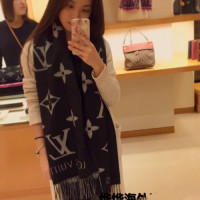 루이비통 신상 스카프  MP2363-2