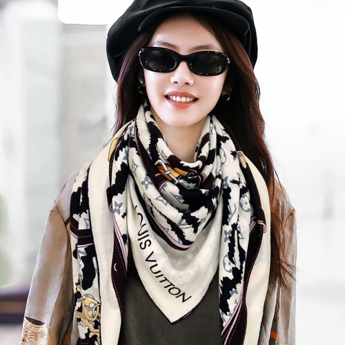 루이비통 신상 스카프  MP2359-1