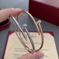 까르띠에 신상 팔찌 CA92547 SM 다이아