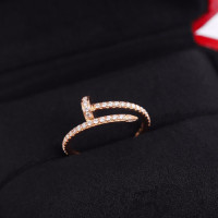 까르띠에 신상 반지 CA92545