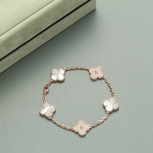 반클리프 신상 팔찌 D99502-12