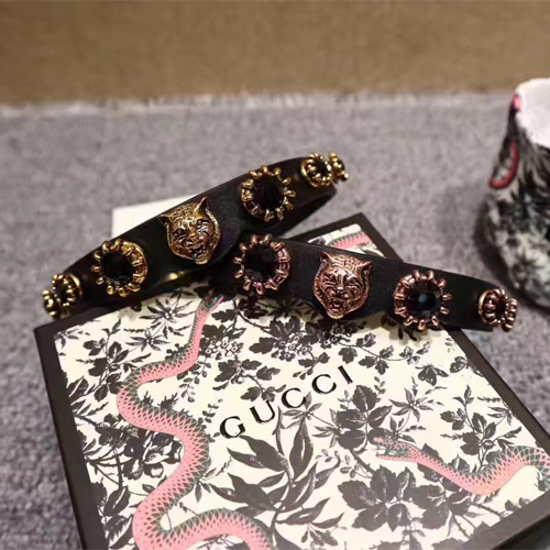 구찌 신상 목걸이 300125