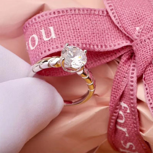 불가리 신상 반지 B70583