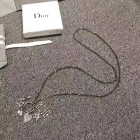 디올 신상 목걸이 D30053