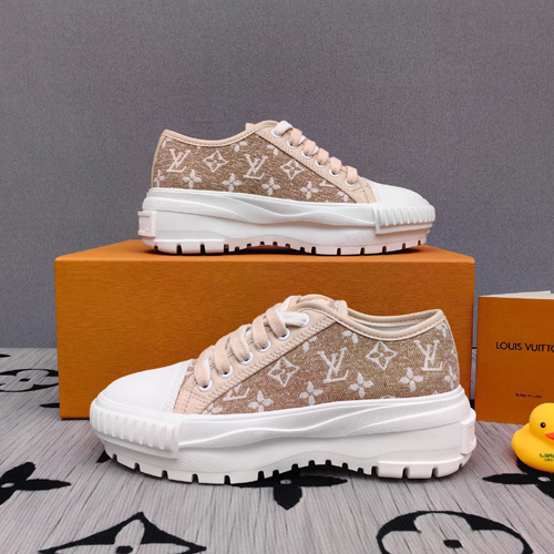 루이비통 남여공용 스니커즈 M0572-1