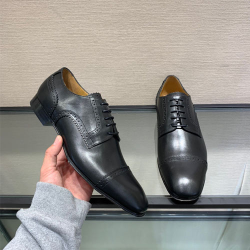 크리스찬루부탱 신상 구두 CBL45044-2