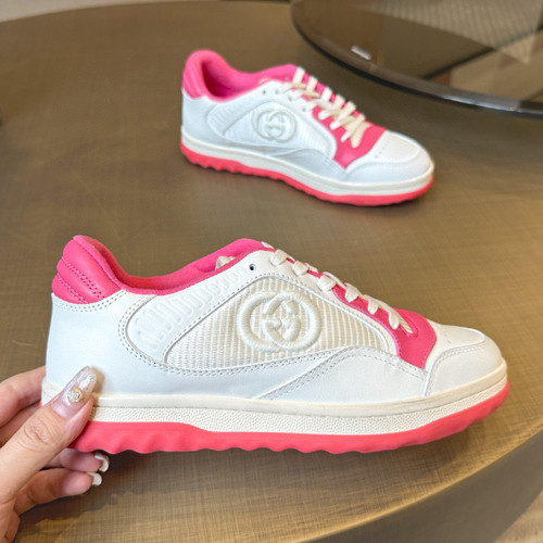 구찌 남여공용 스니커즈 670533-6