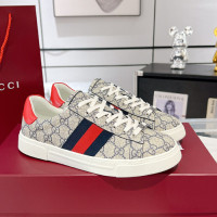 구찌 신발 남성 스니커즈 670526-2