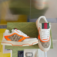 구찌 남여공용 스니커즈 670515-5