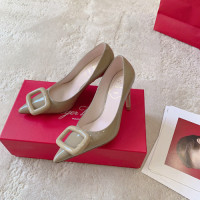 로저비비에 펌프스  RV5526-1