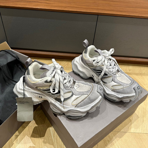 발렌시아가 남여공용 운동화 656074-4